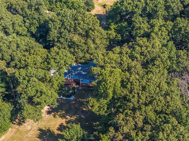 11133 Roggen Lane, Gravette, AR 72736