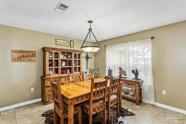 6579 Bellingham St, Navarre, FL 32566