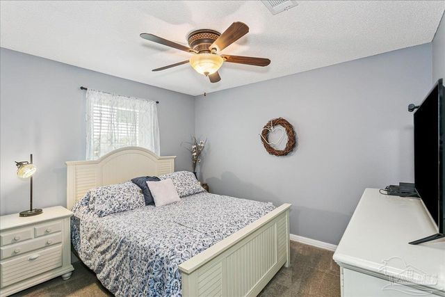 6579 Bellingham St, Navarre, FL 32566