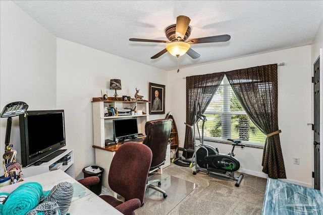 6579 Bellingham St, Navarre, FL 32566