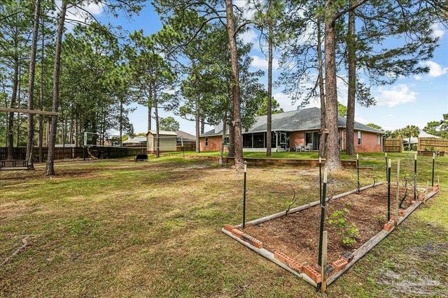 6579 Bellingham St, Navarre, FL 32566