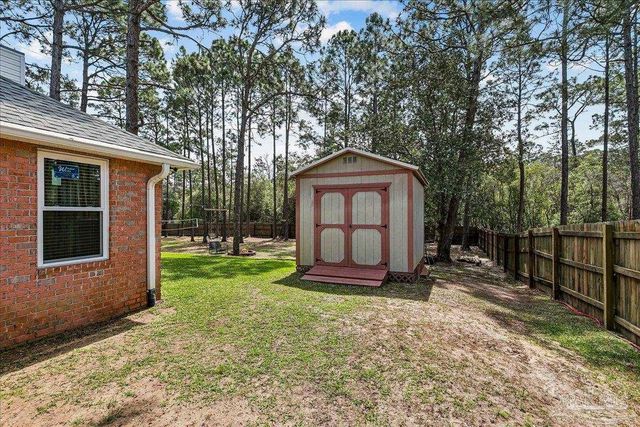 6579 Bellingham St, Navarre, FL 32566