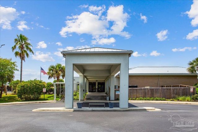 6579 Bellingham St, Navarre, FL 32566