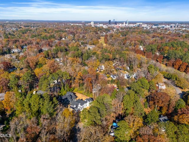 4 Chantilly Place, Durham, NC 27707