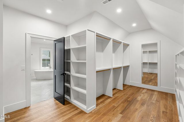 4 Chantilly Place, Durham, NC 27707