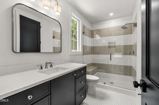4 Chantilly Place, Durham, NC 27707