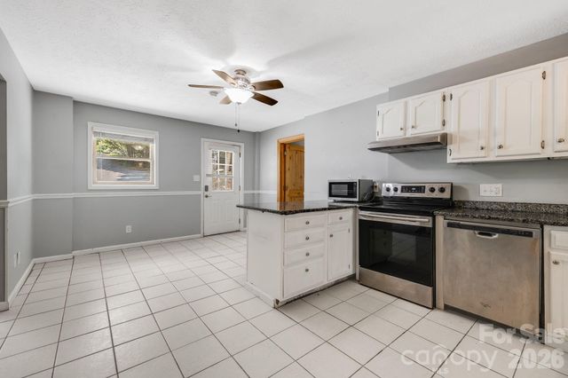 67 Banks Town Road, Weaverville, NC 28787
