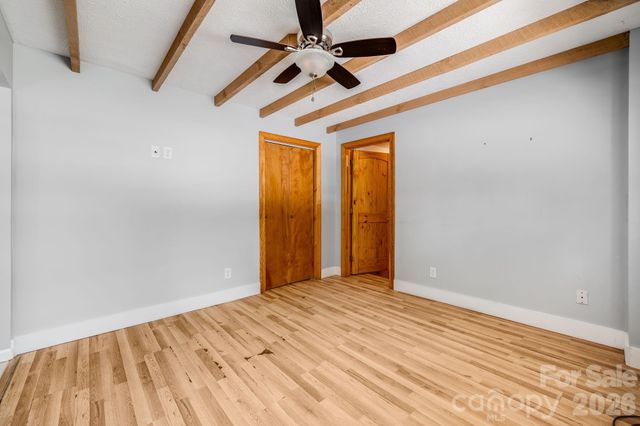 67 Banks Town Road, Weaverville, NC 28787