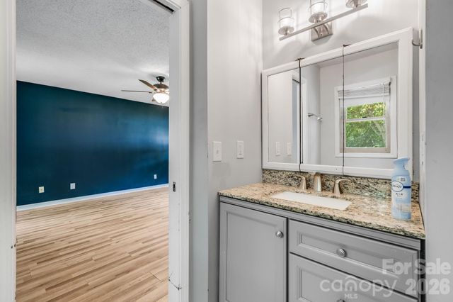 67 Banks Town Road, Weaverville, NC 28787