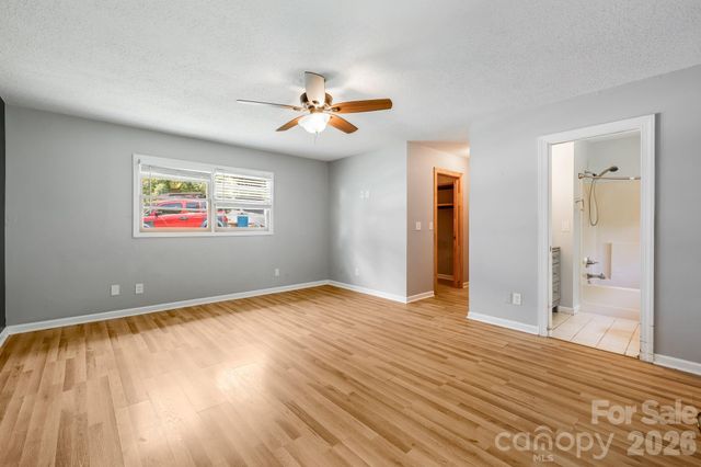 67 Banks Town Road, Weaverville, NC 28787