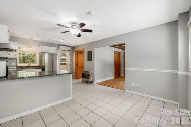 67 Banks Town Road, Weaverville, NC 28787