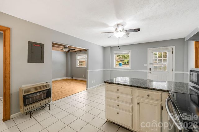 67 Banks Town Road, Weaverville, NC 28787