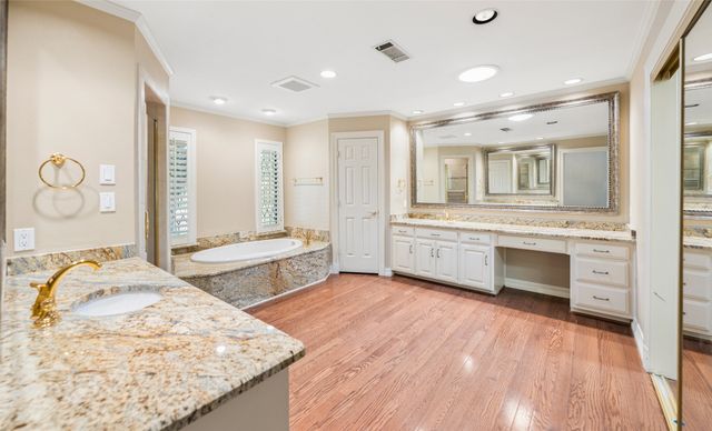 5806 London Lane, Dallas, TX 75252