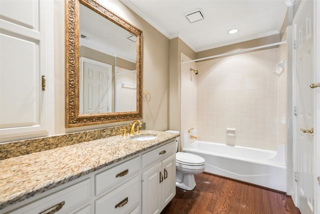 5806 London Lane, Dallas, TX 75252