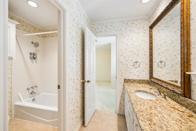 5806 London Lane, Dallas, TX 75252