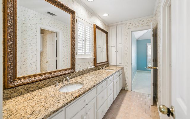 5806 London Lane, Dallas, TX 75252
