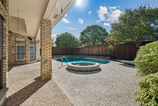 5806 London Lane, Dallas, TX 75252