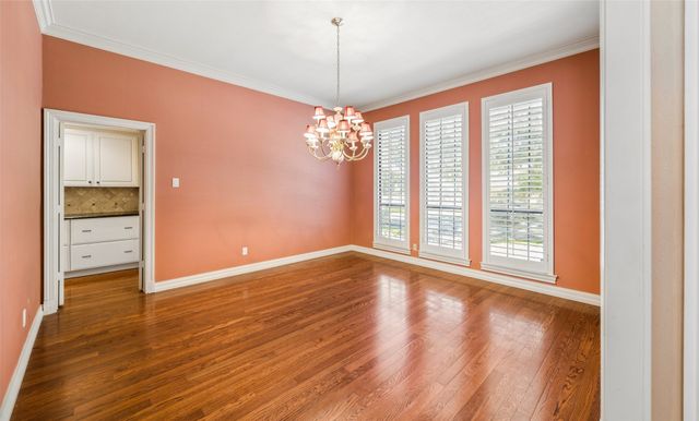 5806 London Lane, Dallas, TX 75252