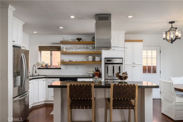 219 Pauline, Costa Mesa, CA 92627