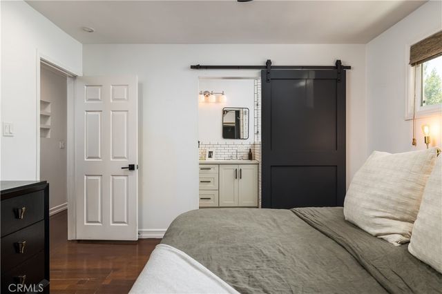 219 Pauline, Costa Mesa, CA 92627