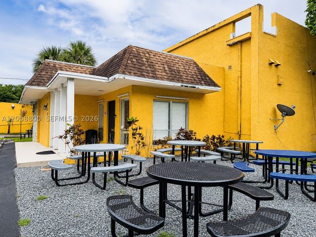 1830 NE 153rd St, North Miami Beach, FL 33162