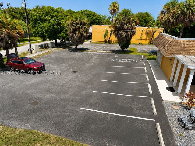 1830 NE 153rd St, North Miami Beach, FL 33162