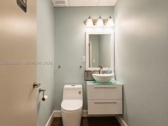 1830 NE 153rd St, North Miami Beach, FL 33162