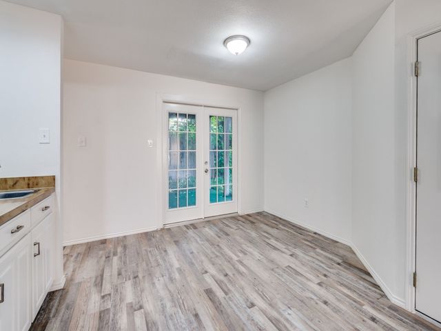1415 Palmnold Circle E, Fort Worth, TX 76120