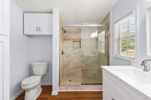 1031 County Road 152, Columbus, TX 78934