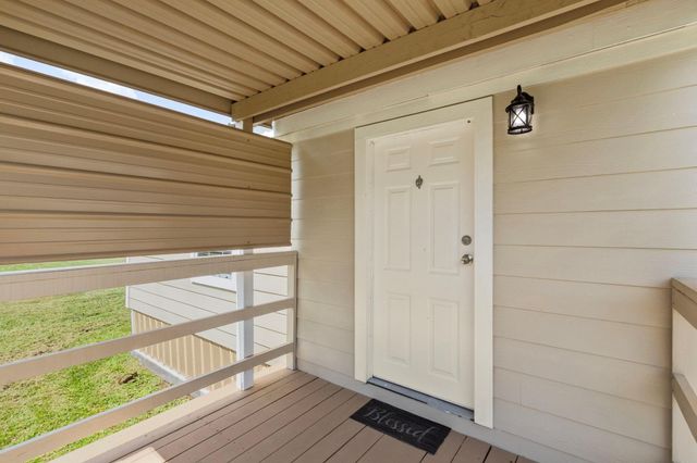 1031 County Road 152, Columbus, TX 78934