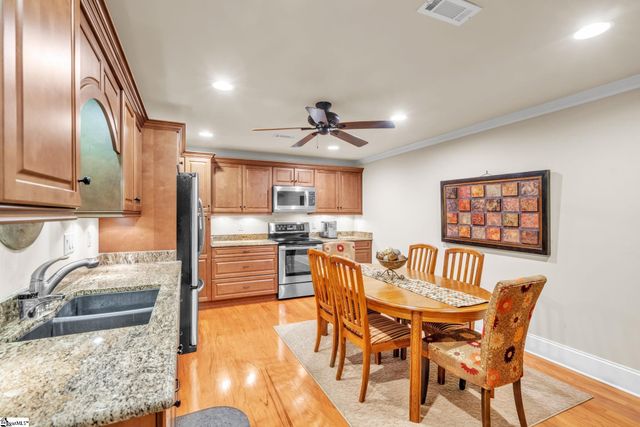 10 Great Lawn Drive, Piedmont, SC 29673