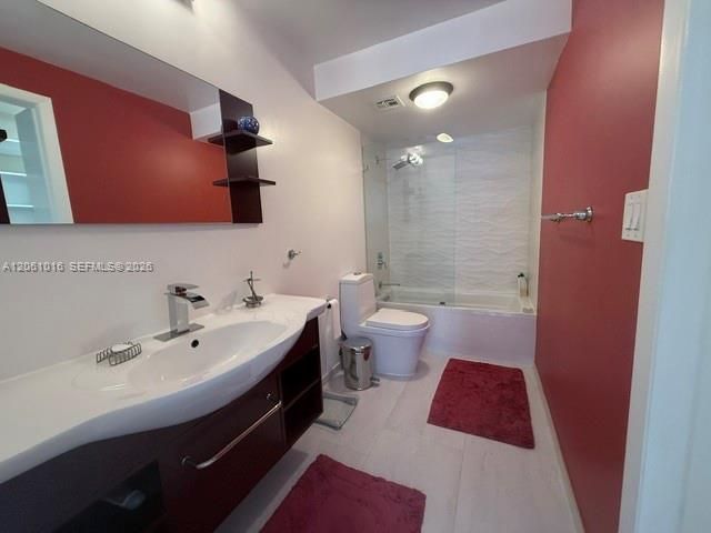 1440 Brickell Bay Dr 401, Miami, FL 33131