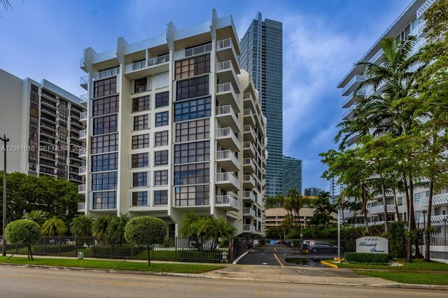 1440 Brickell Bay Dr 401, Miami, FL 33131
