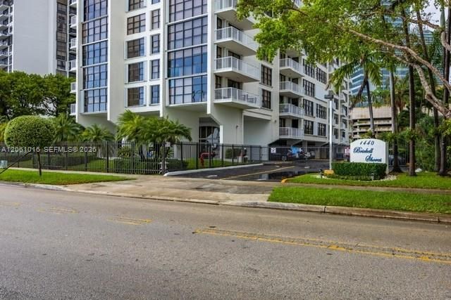1440 Brickell Bay Dr 401, Miami, FL 33131