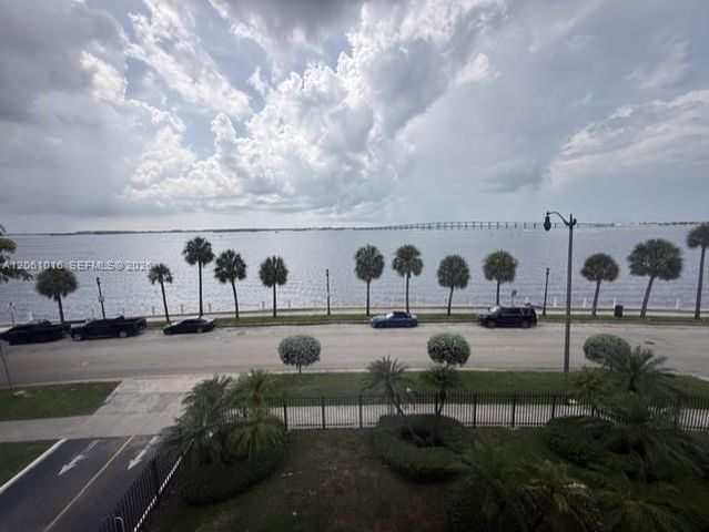 1440 Brickell Bay Dr 401, Miami, FL 33131