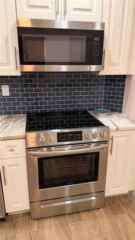 6090 N Sabal Palm Blvd 311, Tamarac, FL 33319
