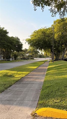 6090 N Sabal Palm Blvd 311, Tamarac, FL 33319