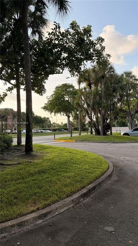 6090 N Sabal Palm Blvd 311, Tamarac, FL 33319