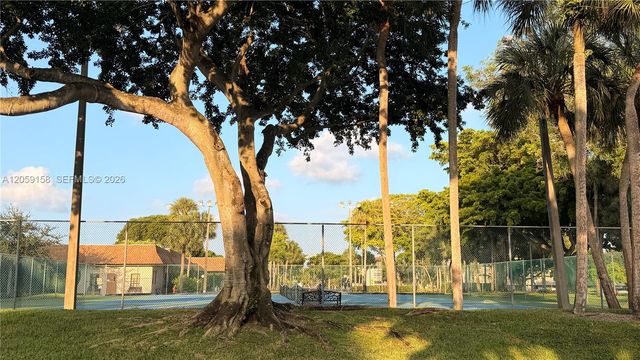 6090 N Sabal Palm Blvd 311, Tamarac, FL 33319
