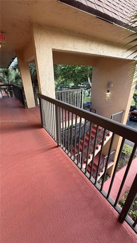 6090 N Sabal Palm Blvd 311, Tamarac, FL 33319