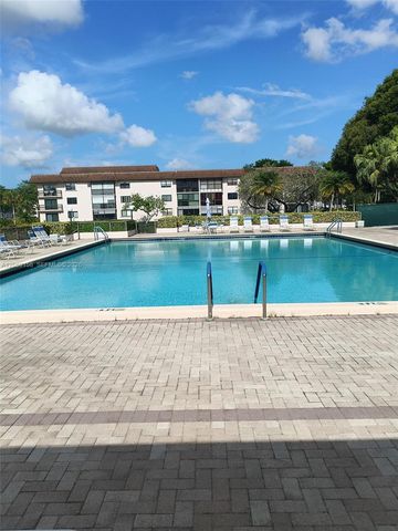 6090 N Sabal Palm Blvd 311, Tamarac, FL 33319