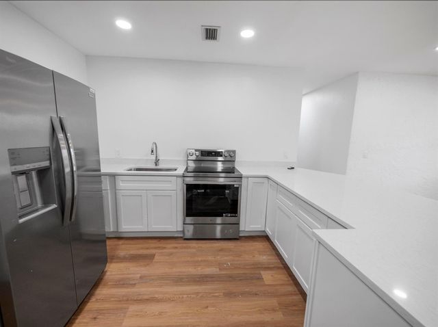 133 NW 14th Avenue, Boynton Beach, FL 33435