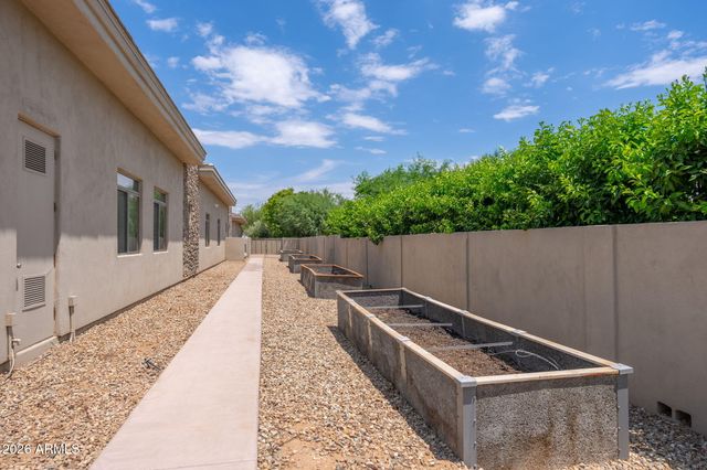 6839 E SUNNYVALE Road, Paradise Valley, AZ 85253