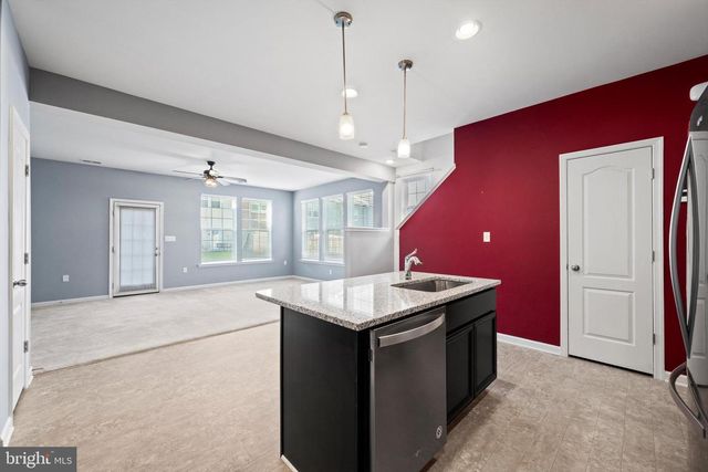 32 HEALEY CT, Bunker Hill, WV 25413