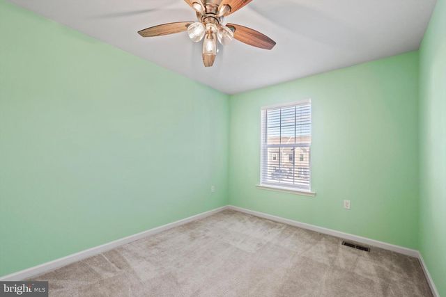 32 HEALEY CT, Bunker Hill, WV 25413