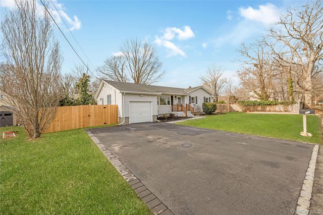 16 Hawkins Avenue, Center Moriches, NY 11934