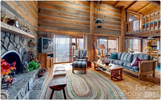 581 Mountain Laurel Drive, Franklin, NC 28734