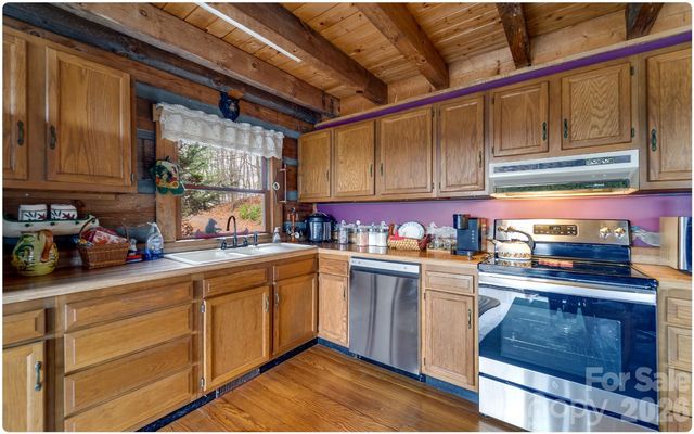 581 Mountain Laurel Drive, Franklin, NC 28734