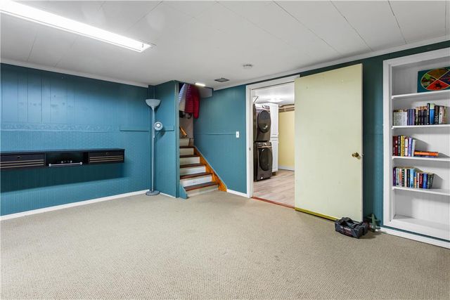 210 Jonathan Drive, Easton, PA 18045