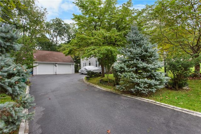 210 Jonathan Drive, Easton, PA 18045